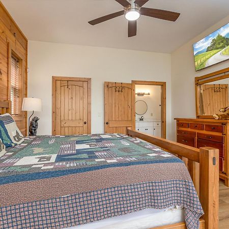 Five Bears Mountain View Lodge Sevierville Extérieur photo